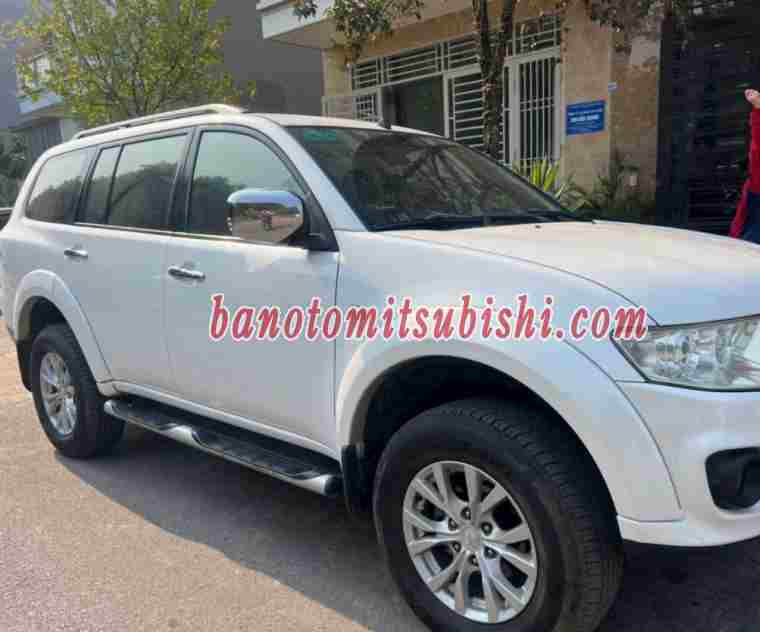 Bán Mitsubishi Pajero Sport D 4x2 MT, màu Trắng, Máy dầu, 2017