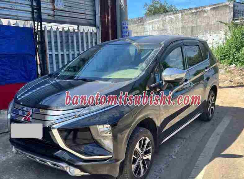 Cần bán xe Mitsubishi Xpander 1.5 AT màu Đen 2019