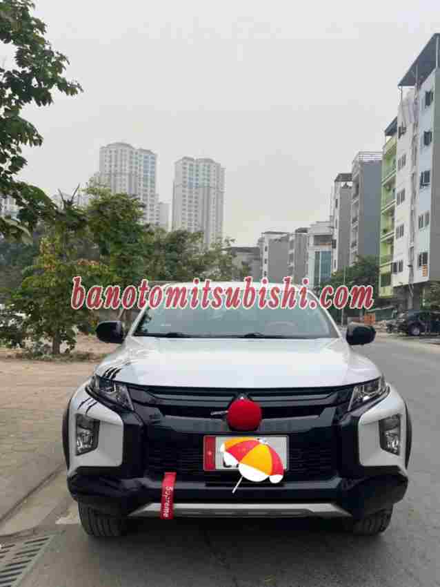 Mitsubishi Triton 4x2 AT sản xuất 2022 cực chất!