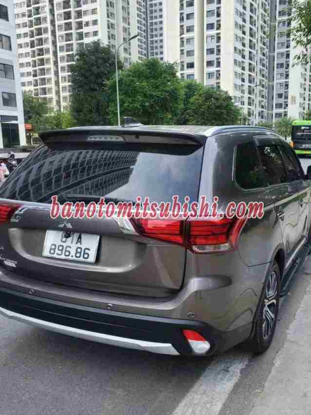 Bán xe Mitsubishi Outlander 2.4 CVT Premium sx 2018 - giá rẻ