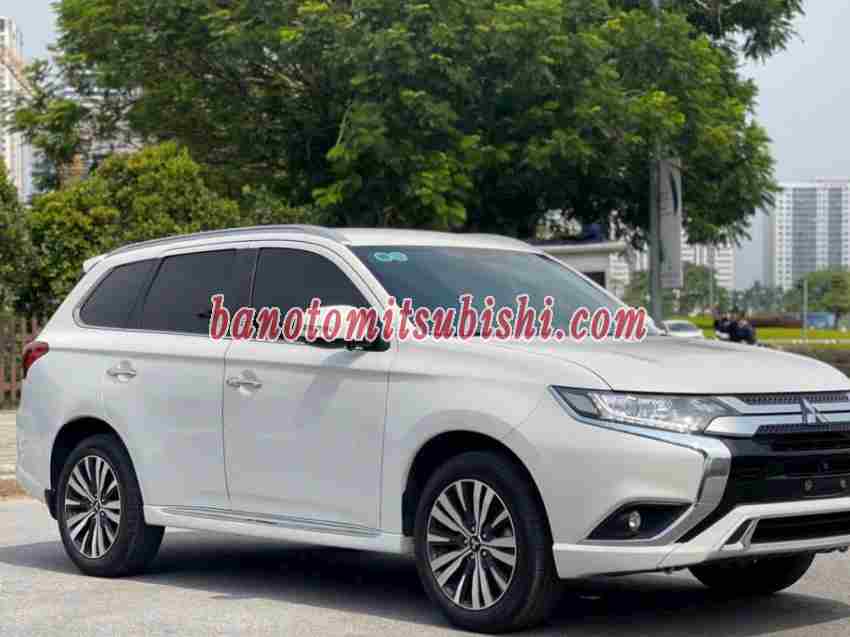 Bán Mitsubishi Outlander 2.0 CVT 2023 - Trắng