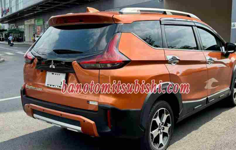 Cần bán xe Mitsubishi Xpander Cross 1.5 AT màu Cam 2020