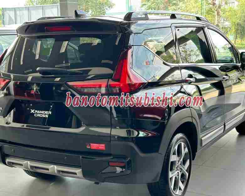 Bán xe Mitsubishi Xpander Cross 1.5 AT màu Đen 2024