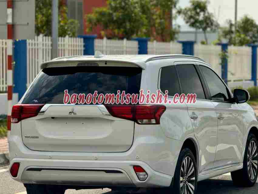 Mitsubishi Outlander 2.0 CVT 2023 Máy xăng, xe đẹp