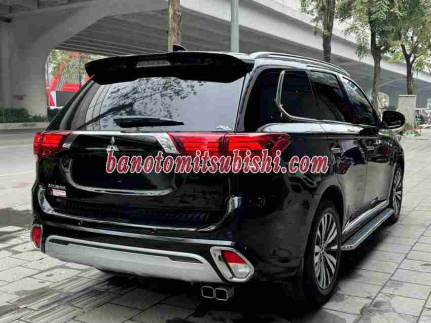 Mitsubishi Outlander Premium 2.0 CVT 2023 Máy xăng đẹp long lanh