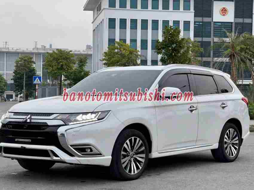 Cần bán xe Mitsubishi Outlander Premium 2.0 CVT 2022, xe đẹp