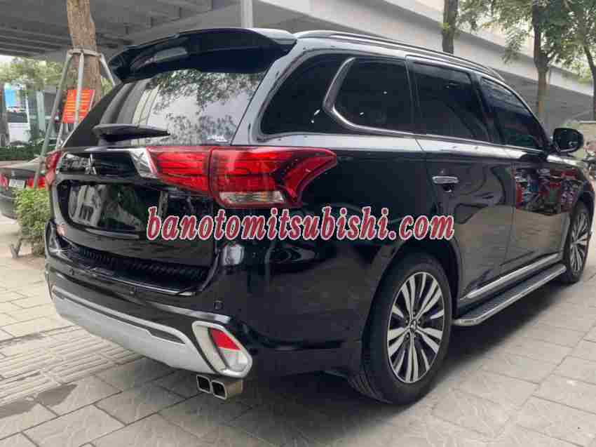 Bán xe Mitsubishi Outlander Premium 2.0 CVT đời 2023 - Giá tốt