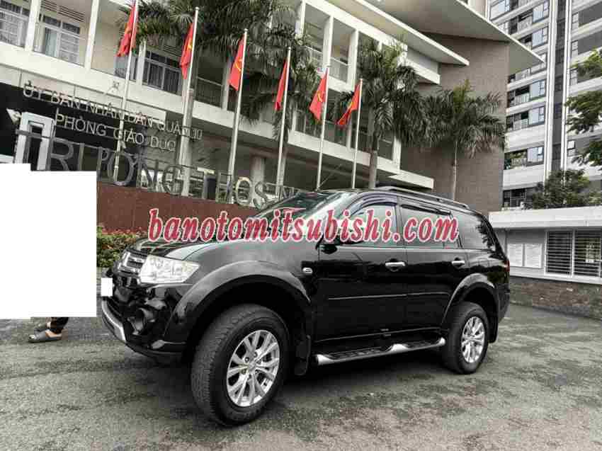 Bán Mitsubishi Pajero Sport G 4x2 AT 2015 - giá tốt