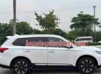 Cần bán gấp Mitsubishi Outlander Premium 2.0 CVT năm 2021 giá cực tốt