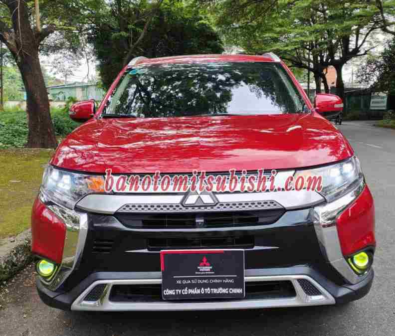 Cần bán gấp xe Mitsubishi Outlander 2.0 CVT Premium năm 2020, màu Đỏ, Số tự động