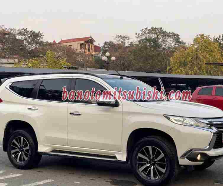 Bán xe Mitsubishi Pajero Sport 2.4D 4x2 AT sx 2019 - giá rẻ