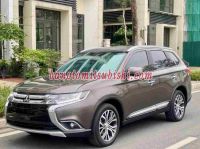 Cần bán gấp xe Mitsubishi Outlander 2.0 CVT 2019 màu Nâu