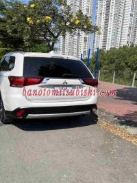 Cần bán xe Mitsubishi Outlander 2.0 CVT màu Trắng 2019