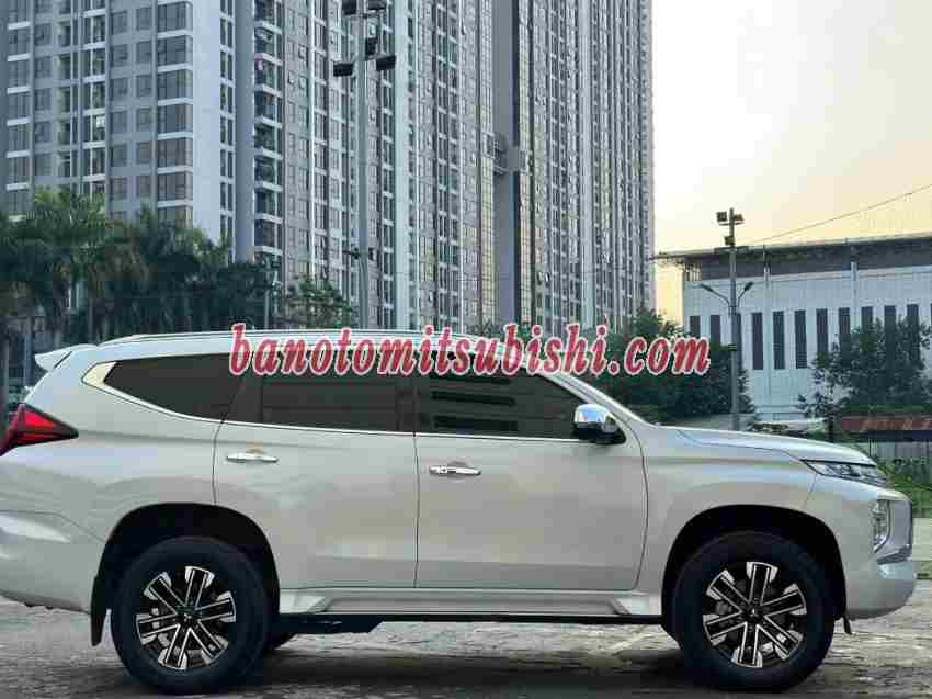 Mitsubishi Pajero Sport 2.4D 4x2 AT 2021 giá cực tốt