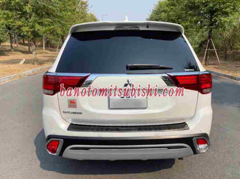 Mitsubishi Outlander Premium 2.0 CVT năm sản xuất 2021 giá tốt