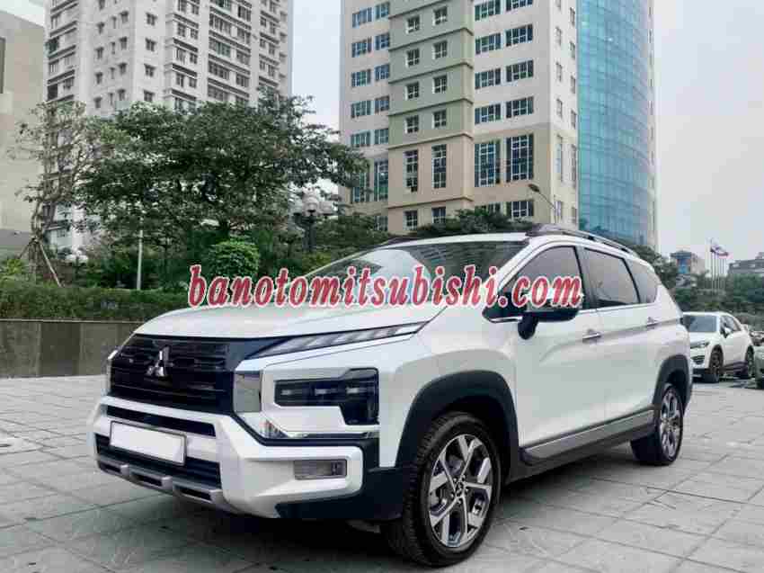 Bán xe Mitsubishi Xpander Cross 1.5 AT sx 2023 - giá rẻ