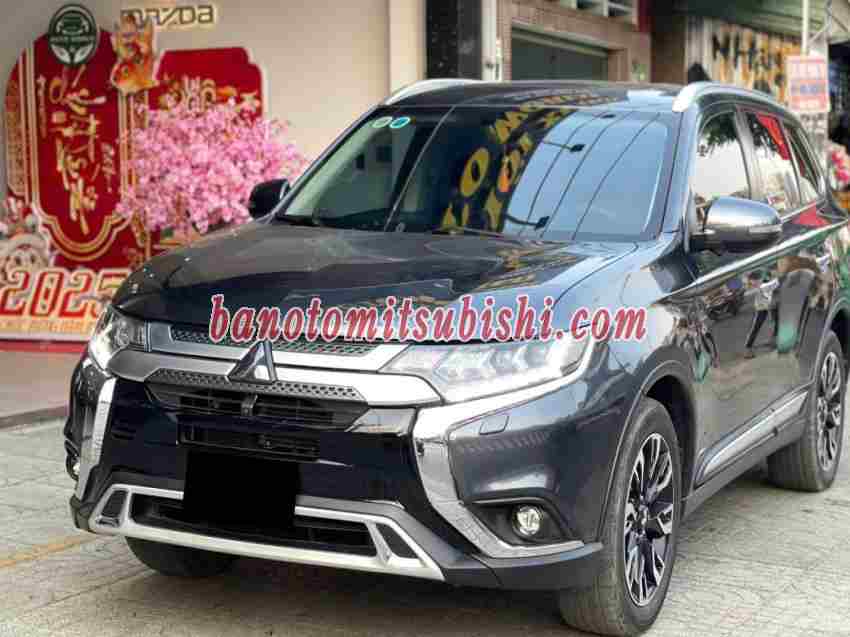 Bán xe Mitsubishi Outlander Premium 2.0 CVT sx 2021 - giá rẻ