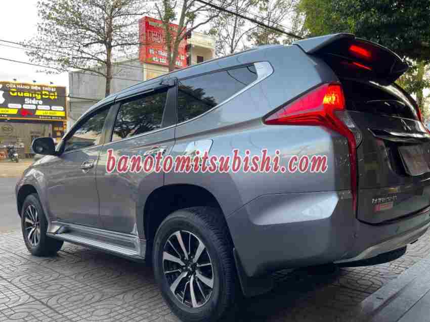 Mitsubishi Pajero Sport 2.4D 4x2 MT năm sản xuất 2019 giá tốt