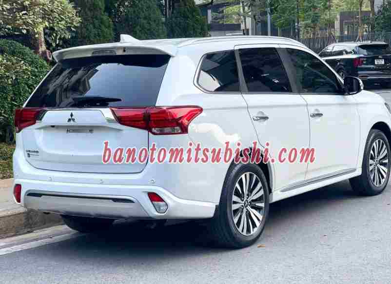 Cần bán gấp Mitsubishi Outlander Premium 2.0 CVT 2023 - Xe đẹp - Giá tốt