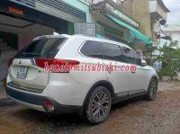 Cần bán gấp xe Mitsubishi Outlander 2.0 CVT Premium năm 2018, màu Trắng, Số tự động