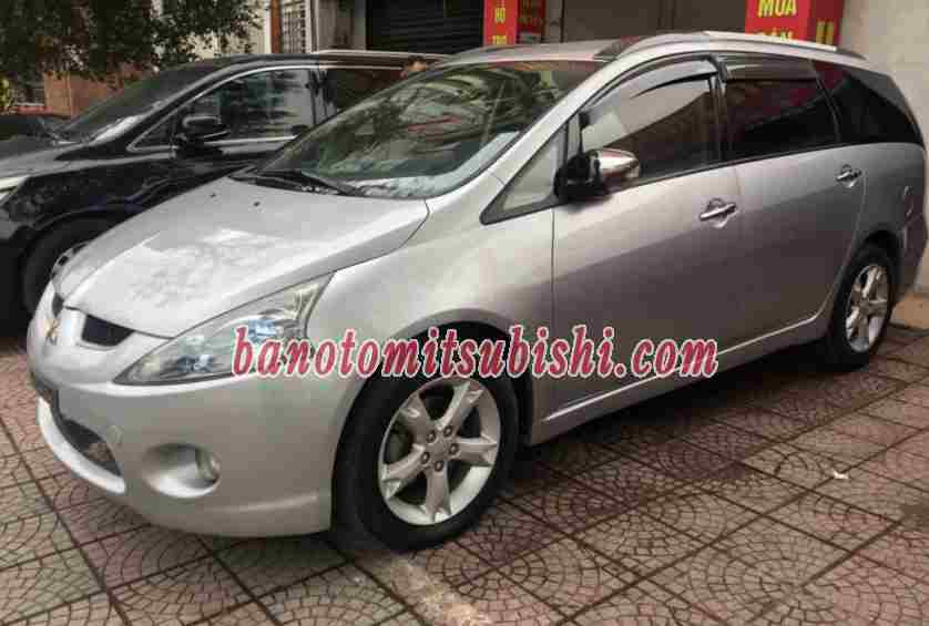 Cần bán nhanh Mitsubishi Grandis 2.4 AT 2008 cực đẹp