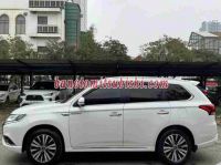 Cần bán gấp xe Mitsubishi Outlander 2.0 CVT 2022 màu Trắng