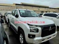 Mitsubishi Triton GLX 2WD AT Máy dầu model 2025