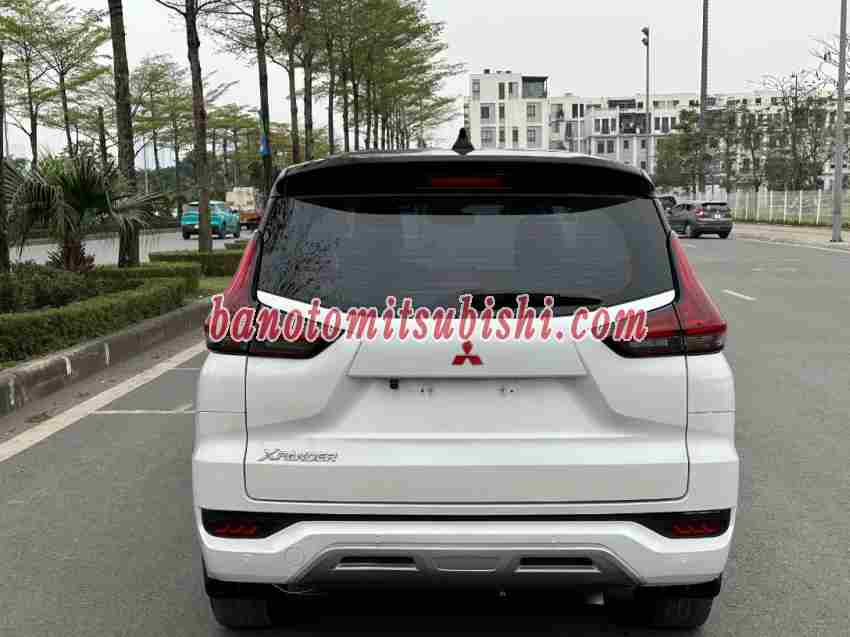 Cần bán xe Mitsubishi Xpander 1.5 AT màu Trắng 2019