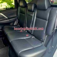 Cần bán xe Mitsubishi Pajero Sport 2.4D 4x2 AT năm 2021 màu Trắng cực đẹp
