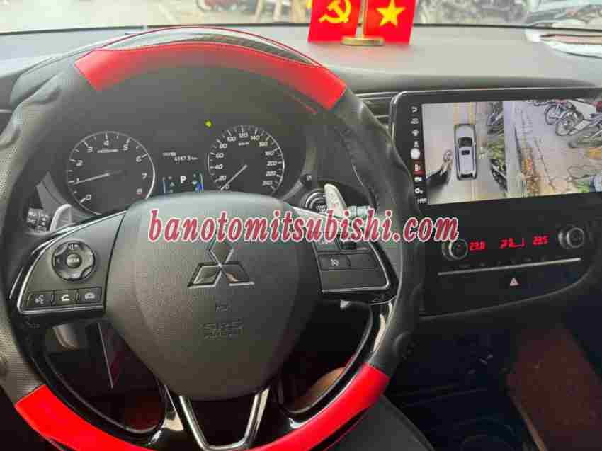 Bán Mitsubishi Outlander 2.0 CVT, màu Trắng, Máy xăng, 2022
