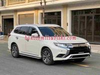 Cần bán gấp Mitsubishi Outlander 2.0 CVT đời 2022, màu Trắng