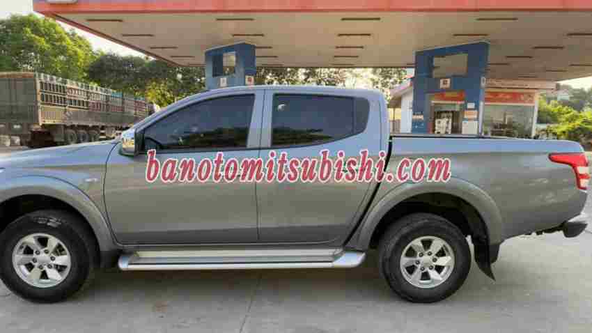 Xe Mitsubishi Triton 4x2 MT đời 2019 đẹp bán gấp
