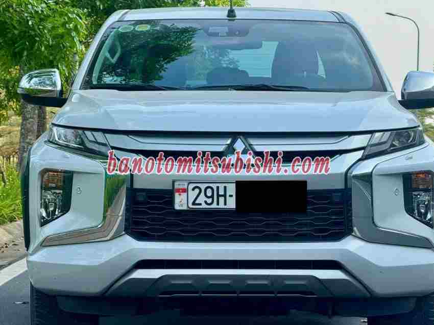 Mitsubishi Triton 4x4 AT Mivec Premium model 2020 xe chuẩn hết ý