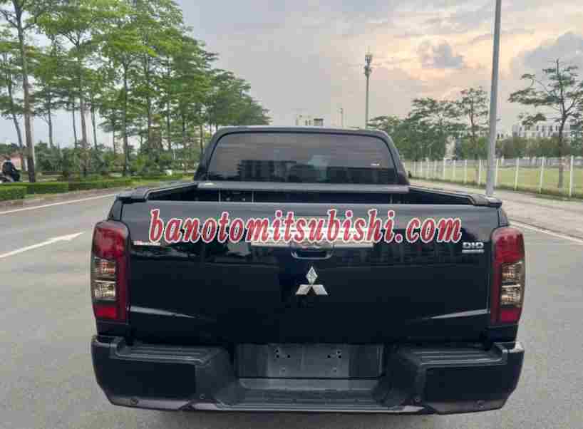 Cần bán gấp Mitsubishi Triton 4x4 AT Mivec Premium đời 2021, màu Đen