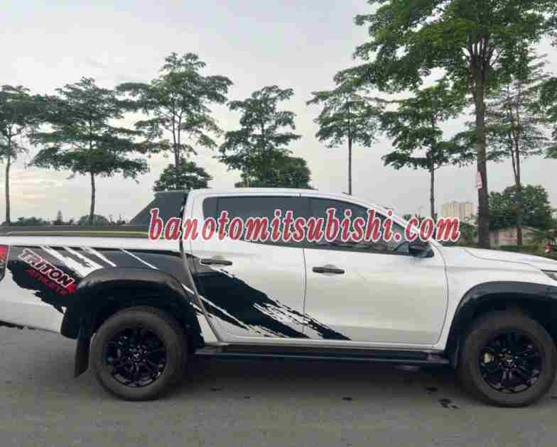 Mitsubishi Triton Athlete 4x4 AT model 2022 xe chuẩn hết ý