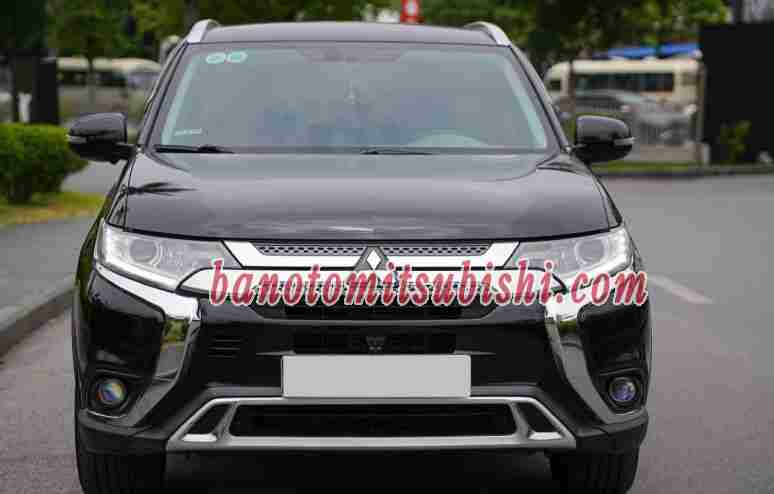 Cần bán gấp Mitsubishi Outlander 2.0 CVT 2020 - Xe đẹp - Giá tốt