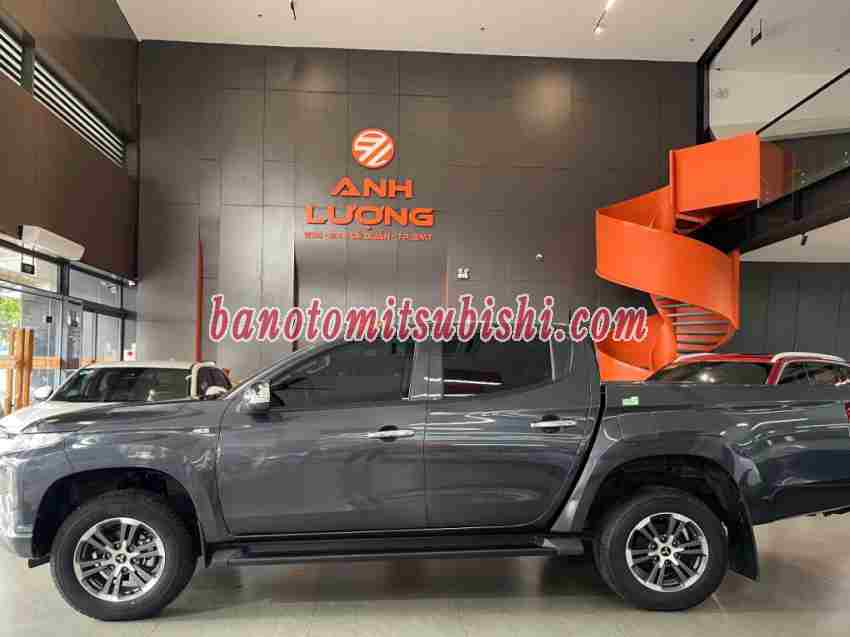 Mitsubishi Triton 4x2 AT 2023 Máy dầu đẹp long lanh