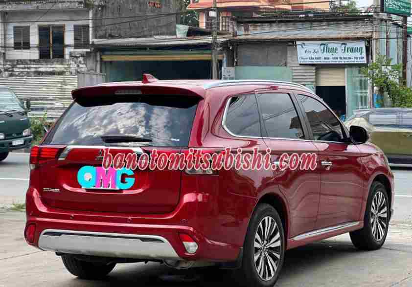 Cần bán xe Mitsubishi Outlander 2.0 CVT màu Đỏ 2022