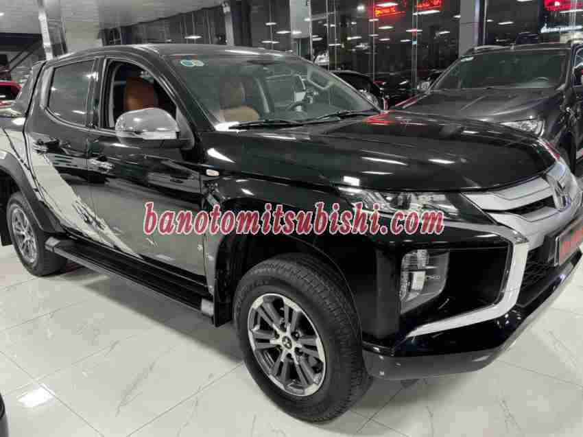 Cần bán xe Mitsubishi Triton 4x2 AT màu Đen 2022