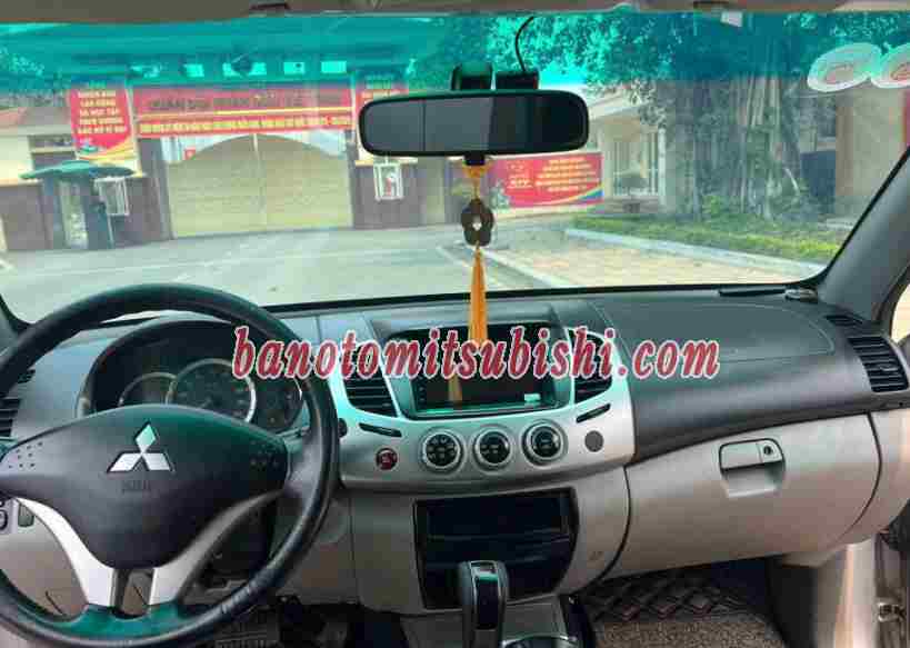 Cần bán xe Mitsubishi Triton GLS 4x4 AT 2013, xe đẹp