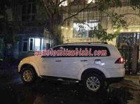 Cần bán xe Mitsubishi Pajero Sport D 4x2 MT năm 2017 màu Trắng cực đẹp