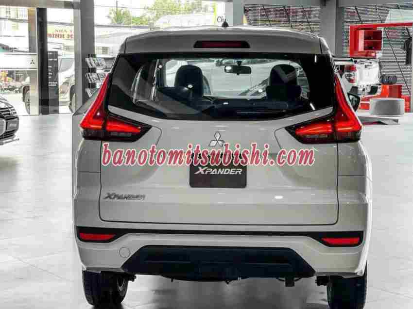 Mitsubishi Xpander 1.5 MT 2024, màu Trắng, Số tay