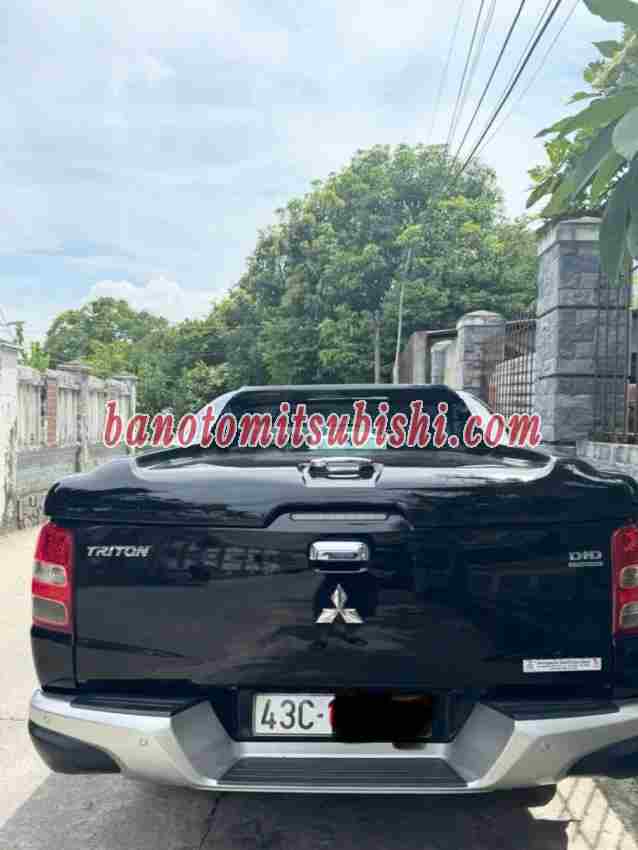 Cần bán xe Mitsubishi Triton 4x2 AT năm 2018 màu Đen cực đẹp