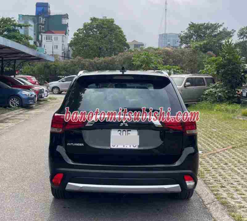 Bán xe Mitsubishi Outlander 2.0 CVT sx 2018 - giá rẻ