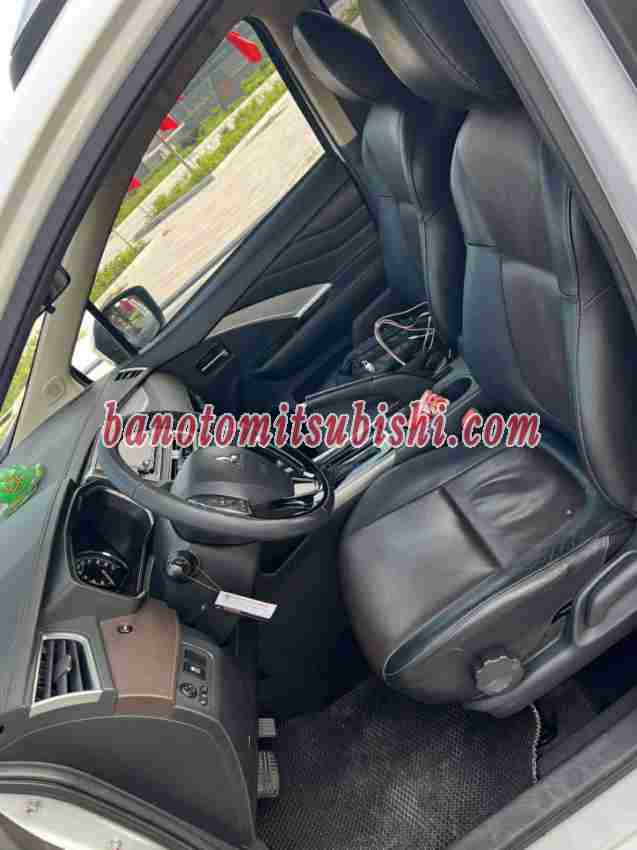 Cần bán Mitsubishi Xpander Cross 1.5 AT 2020 xe đẹp