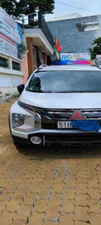 Bán Mitsubishi Xpander Cross 1.5 AT 2020 - Trắng