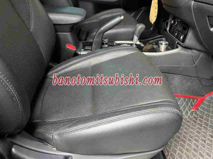Mitsubishi Outlander 2.0 CVT 2021 Số tự động giá đẹp