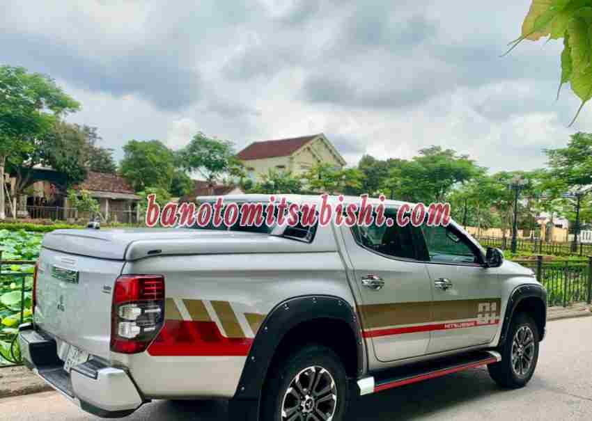 Mitsubishi Triton 2019 Truck màu Bạc