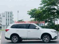 Cần bán xe Mitsubishi Outlander 2.0 CVT năm 2018 màu Trắng cực đẹp
