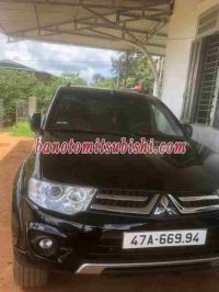 Cần bán xe Mitsubishi Pajero Sport G 4x2 AT màu Đen 2016